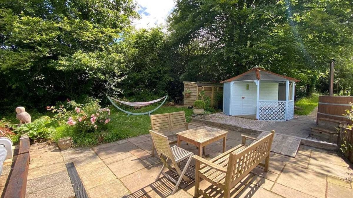 Harbertonford House | Family Home with large garden and pool near Totnes