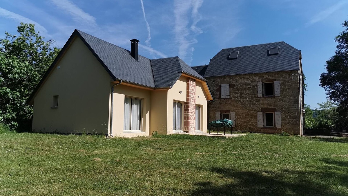 Rosiers (chasteaux) House | Family house with swimming pool: the haven of peace