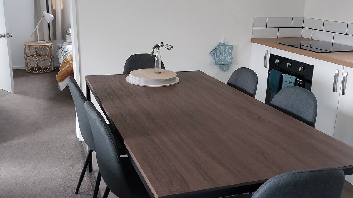 Franz Josef Glacier House | Family House in the centre of Franz Township