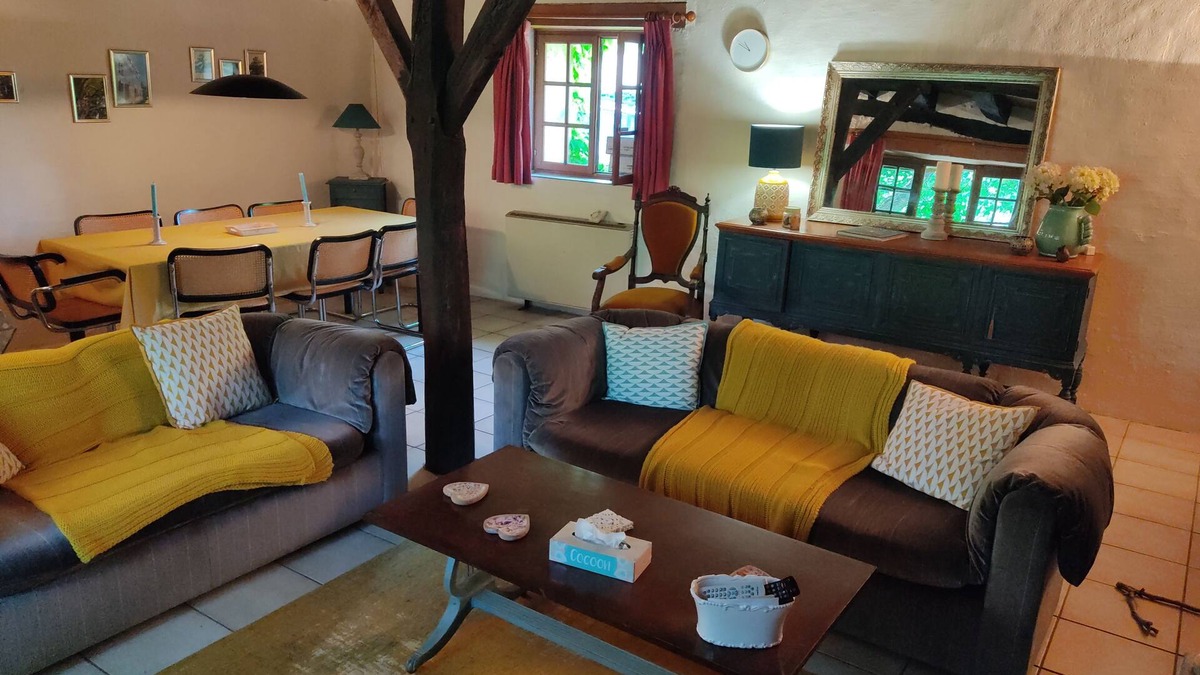 Neuvic House | Family house, sleeps 6/8, pets welcome