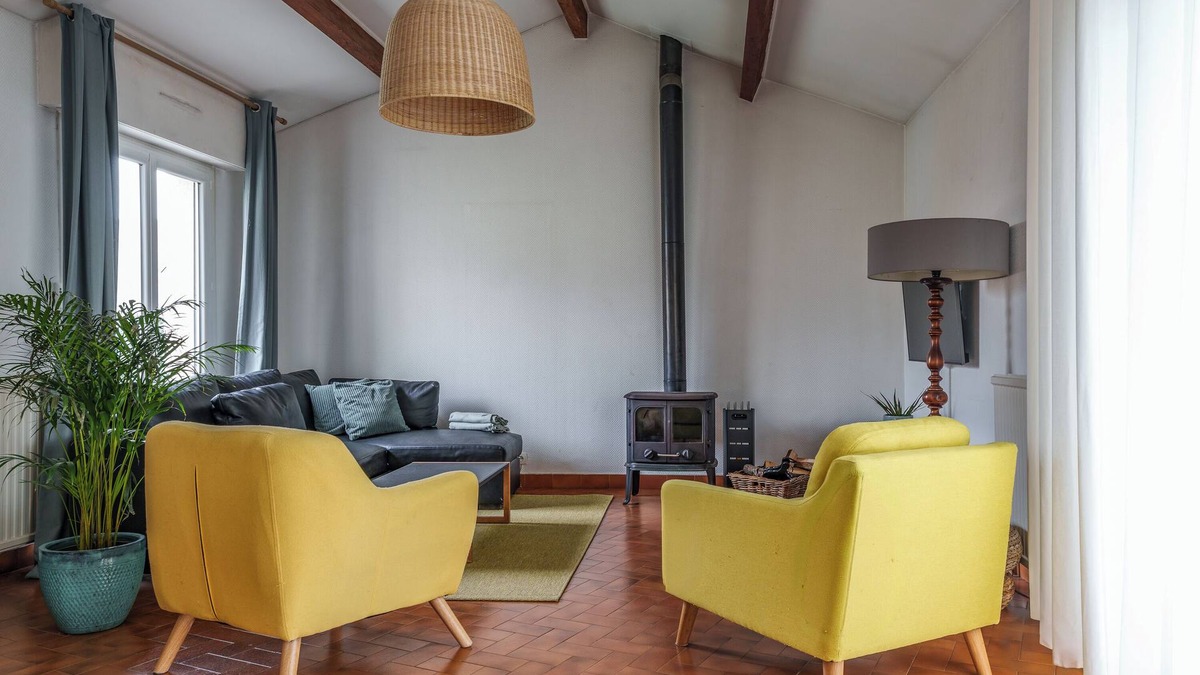 Ballan-Mire House | Family house with garden and terrace near Lake Joué, sleeps 8/4 bedrooms