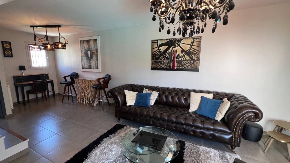 Antony House | Family house with pool, near Paris & airport - 3 bedrooms