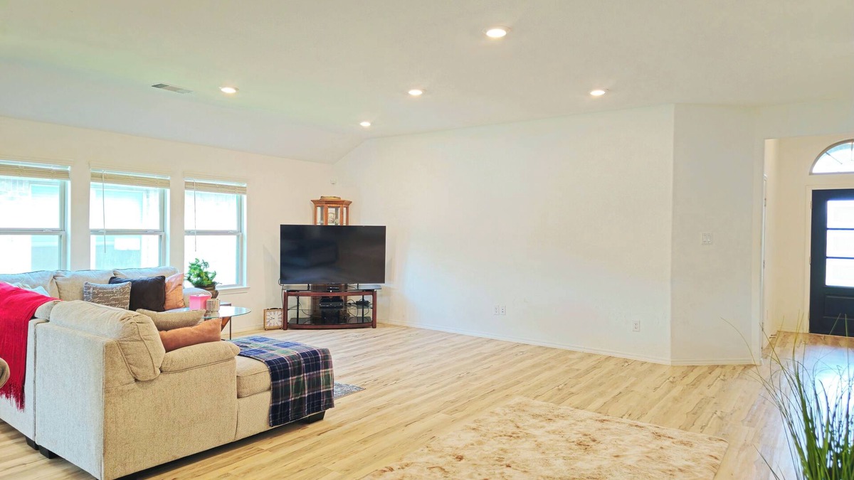 Clodine House | Family Oasis in Richmond - 4BR, 2 Bath, Fast WiFi & More