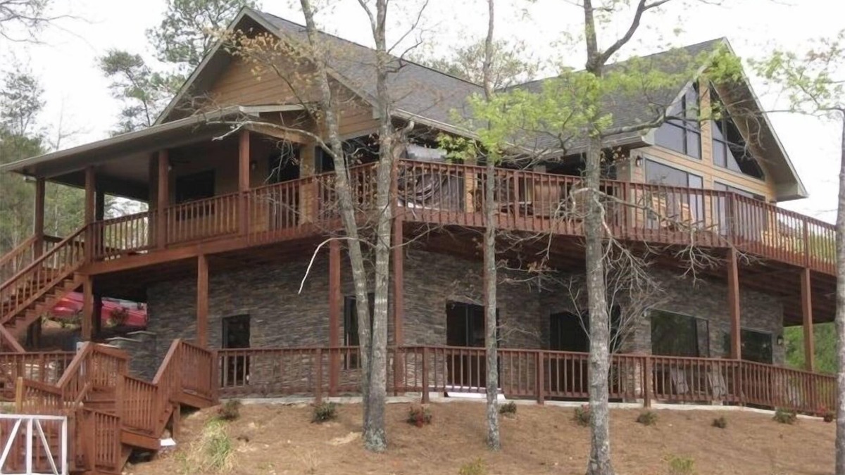 Crane Hill House | Family Paradise - Smith Lake Home