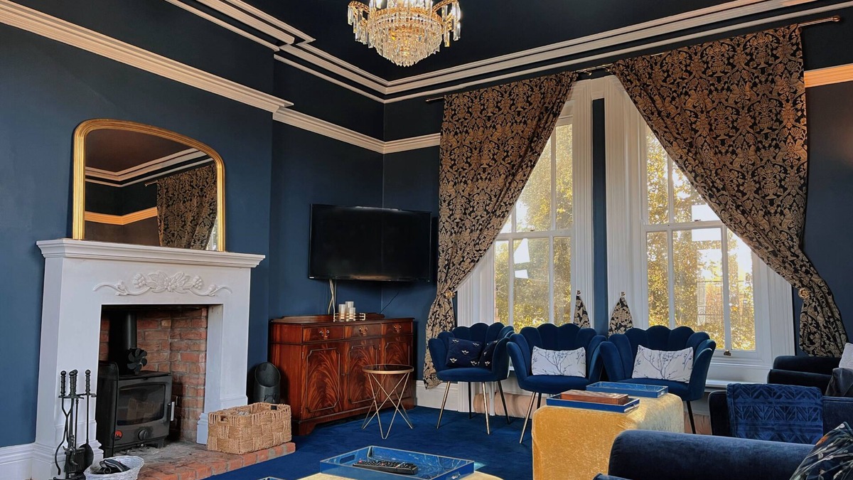 Bradiford Villa | Family party ten-bedroom Villa, hot tub and games room