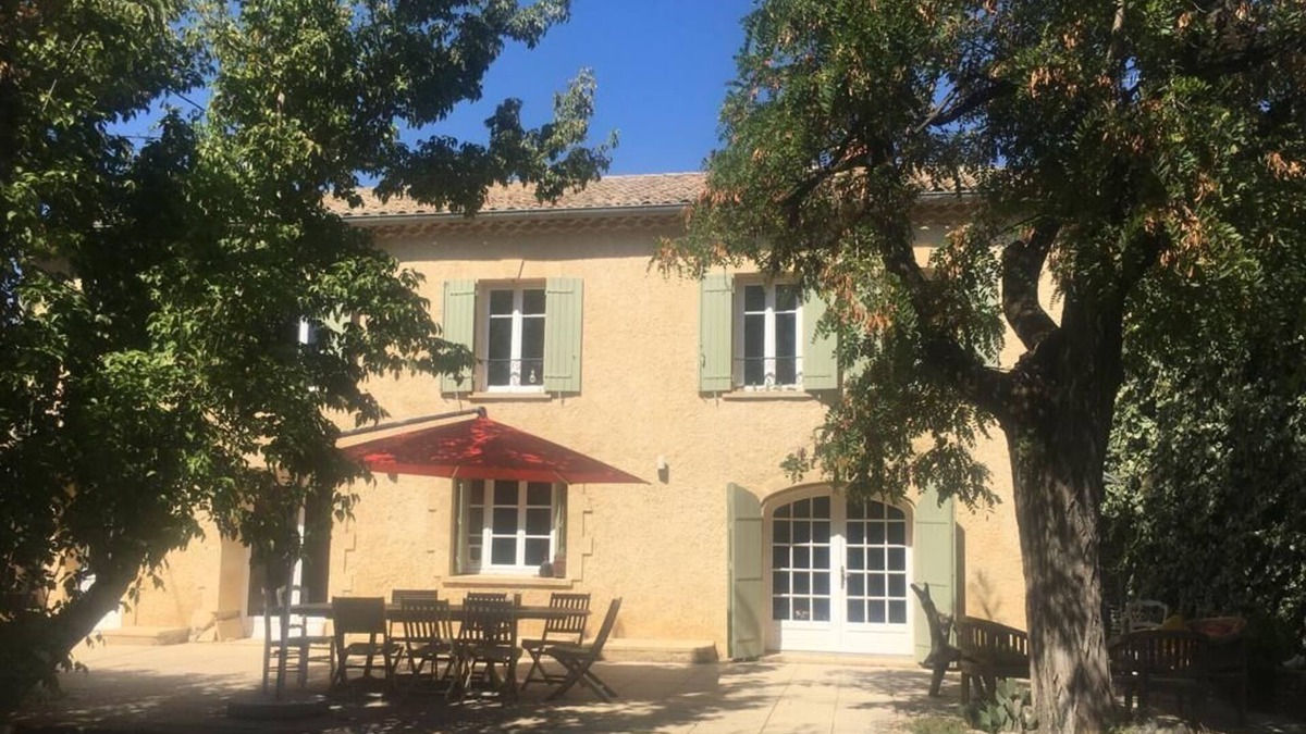 Sauveterre Other | Family Provencal farmhouse with landscaped garden and swimming pool, near Avignon.