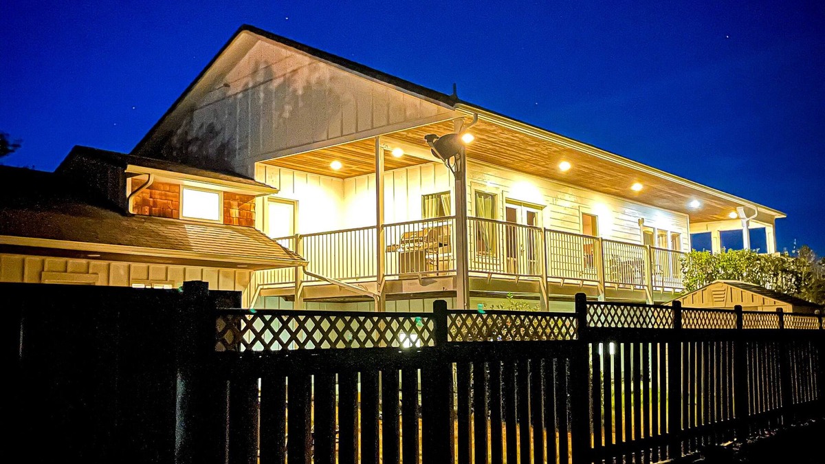 Dunes City House | Family Retreat Lake Home - Boat House - 3 Miles to Pacific Ocean