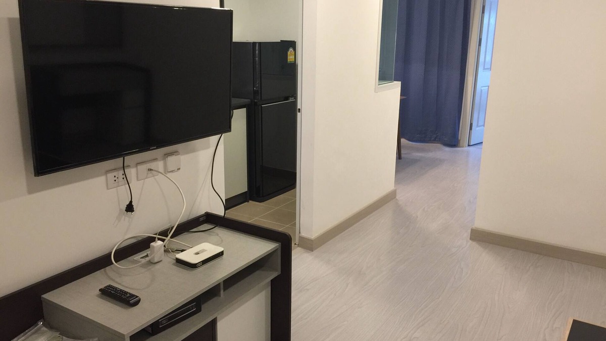 Hua Mak Apartment | Family room 1-4 people (1 extra bed)* baby cot*