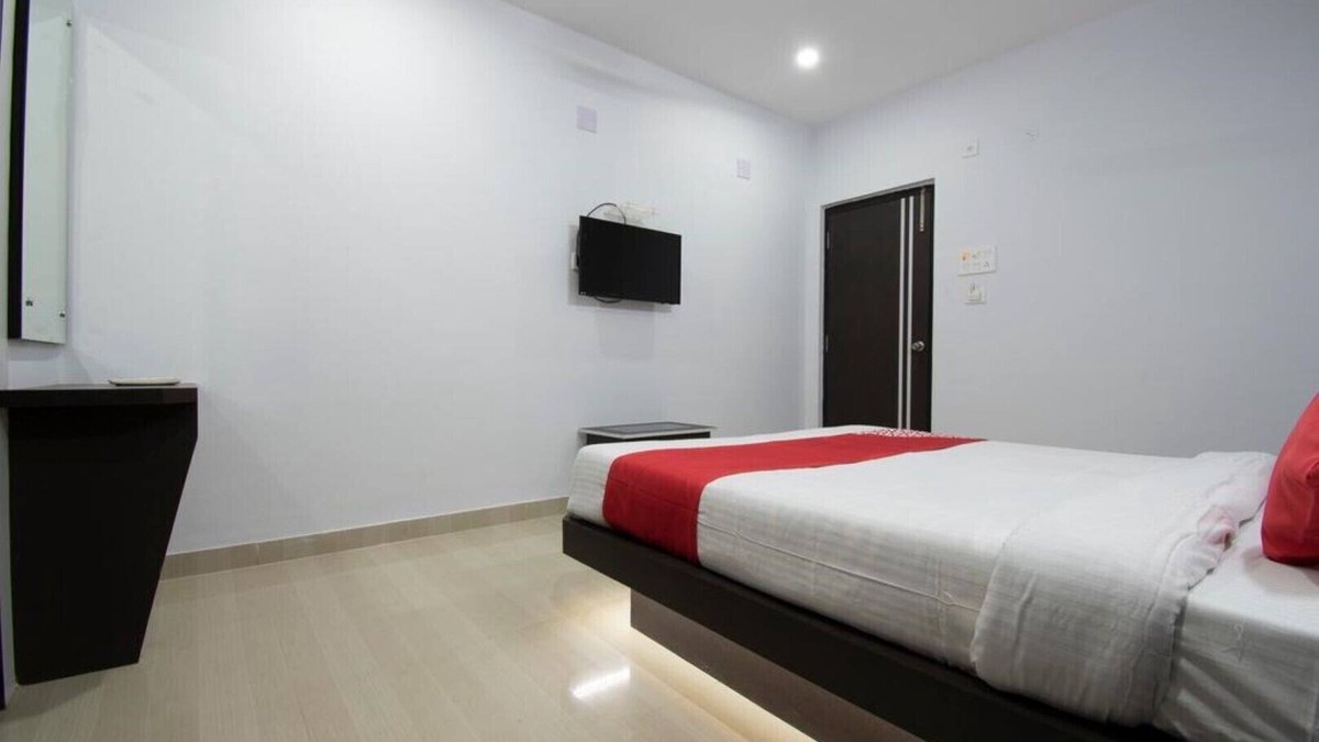 Danapur House | FAMILY ROOM 3-S G INTERNATIONAL