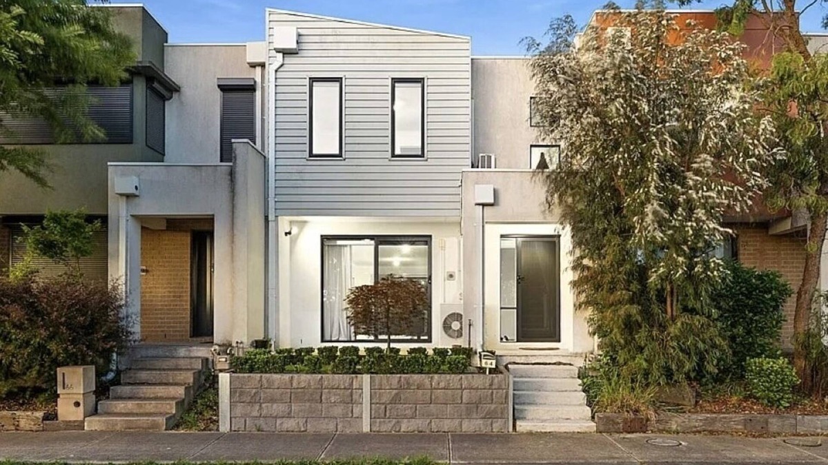 Greenvale House | Family-sized home in Melbourne, few minutes from the airport. Kids friendly