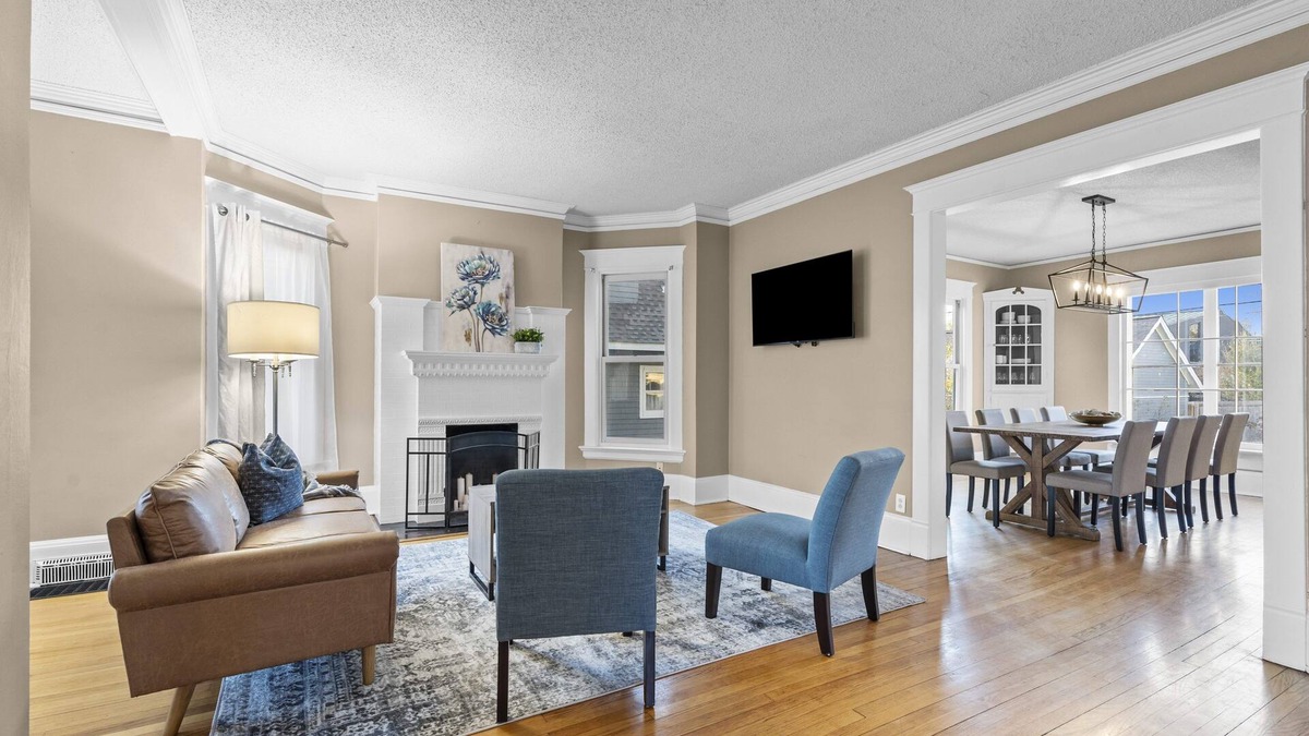 Cedar Rapids House | Family-sized Modern Historic Home Downtown Close to Everything
