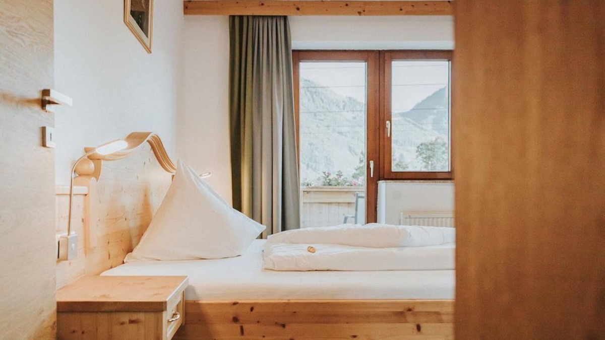 Sankt Veit im Pongau Apartment | Family suite, shower or bath, WC - Empl, country and apartment house