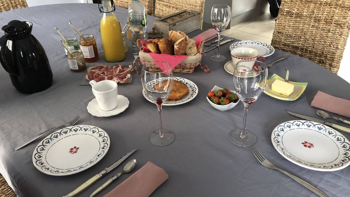 Chateauneuf-les-Bains House | Family suite in bed and breakfast, Auvergne, Puy de Dôme