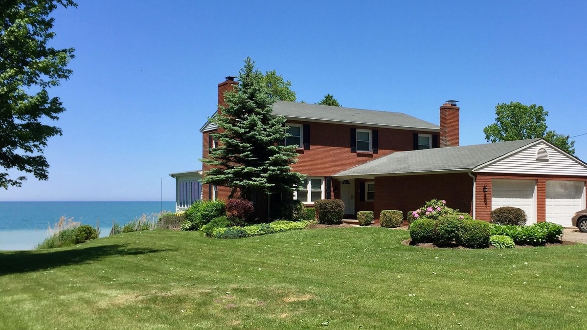 Madison-on-the-Lake House | Family Summers, Big Lake Front House on Lake Erien