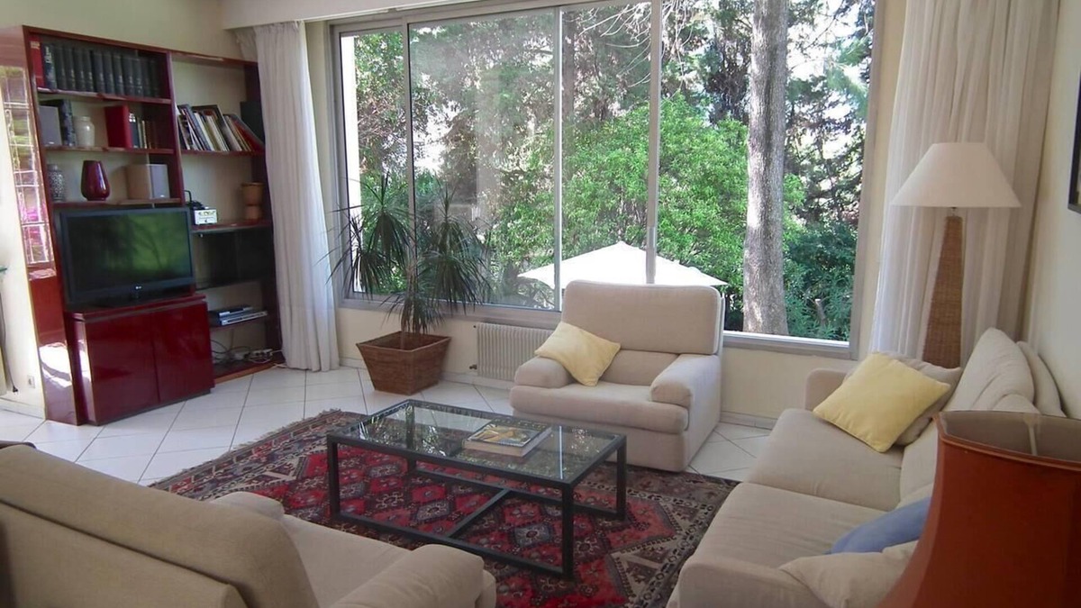 Lazaret House | Family villa 300m from the sea and the city