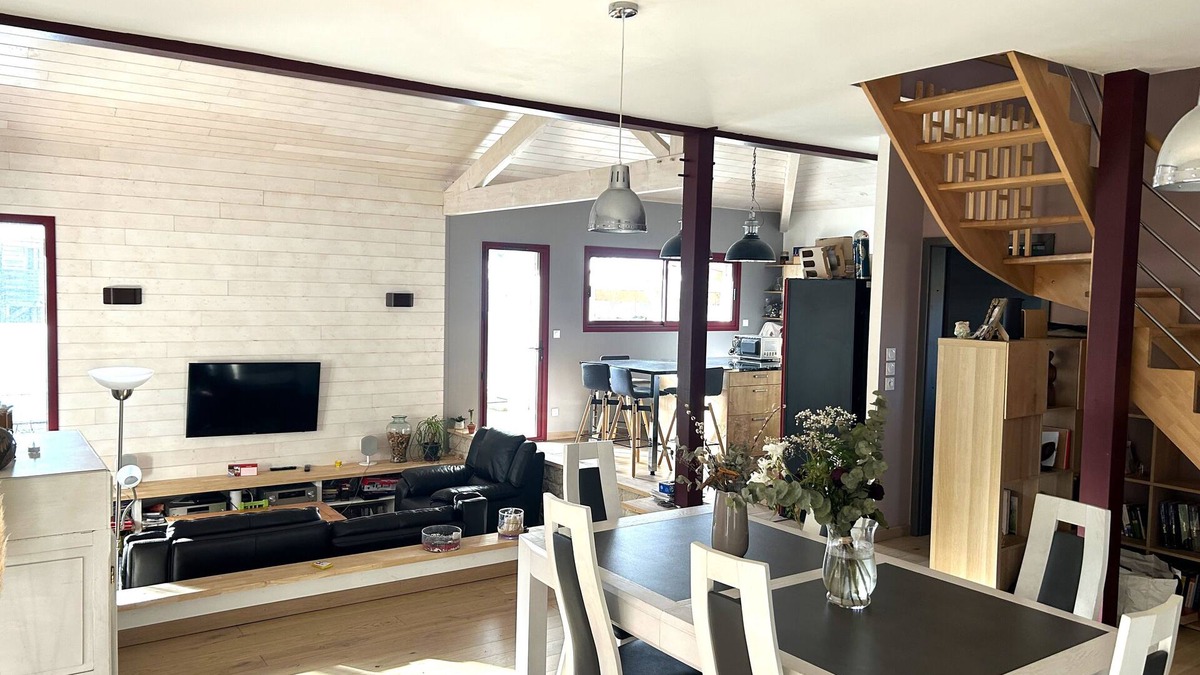 Hourtin Villa | Family villa on the edge of a forest, close to the ocean and the largest lake in France