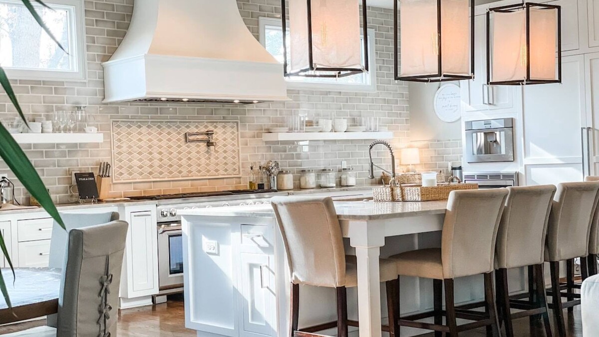 Green Hills House | Fancy Free Nashville - Stay Where Country Music History Was Made