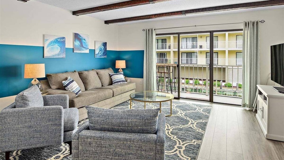 Midtown Ocean City Condo | Fantastic 2 Bedroom Wight Bay Condo on Canal Just Steps to Seacrets!