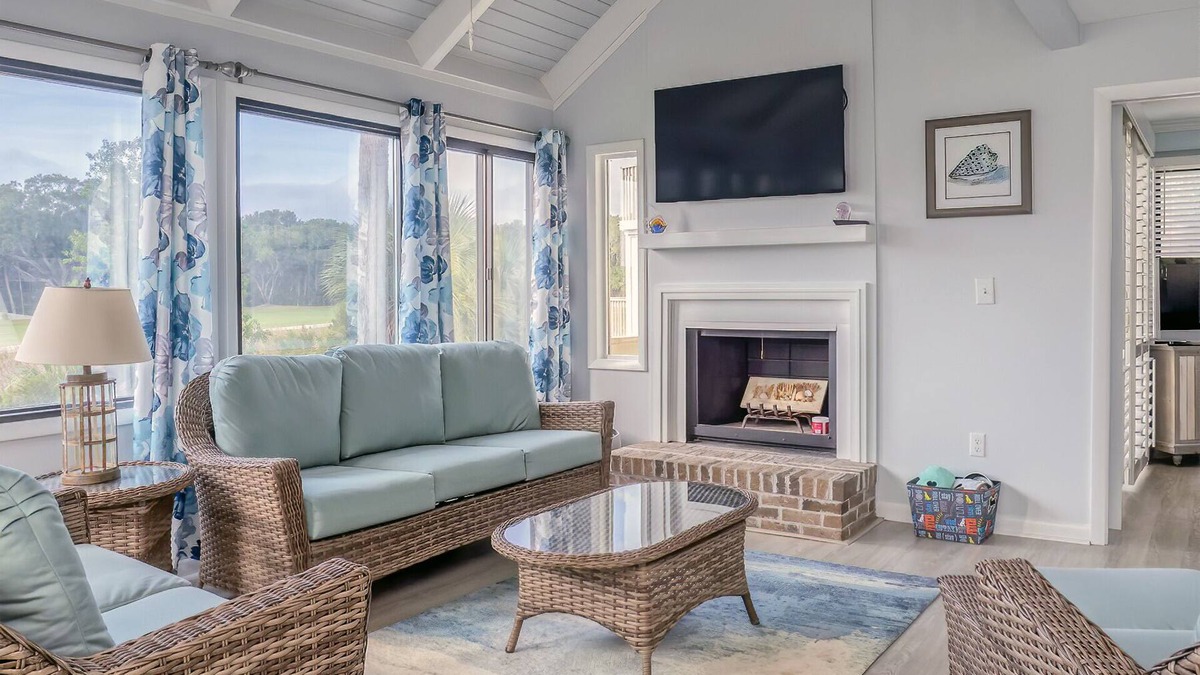 Sealoft Villas House | Fantastic 3BR/2BA Sealoft Villa! Close to Beach! Pet Friendly! Neighborhood Pool! Amenity Cards!