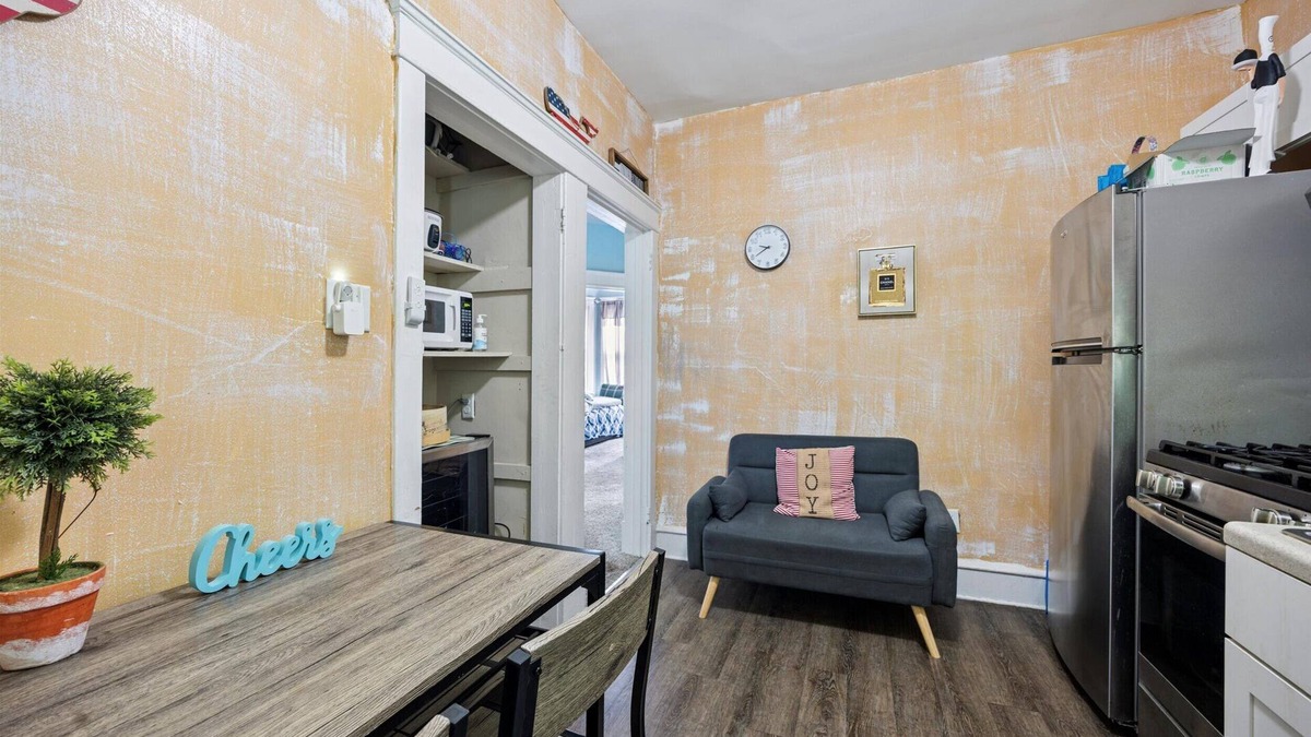 Wilmington Apartment | Fantastic 3BR apartment with 1King 2queen Wilmington, perfect for long stays.
