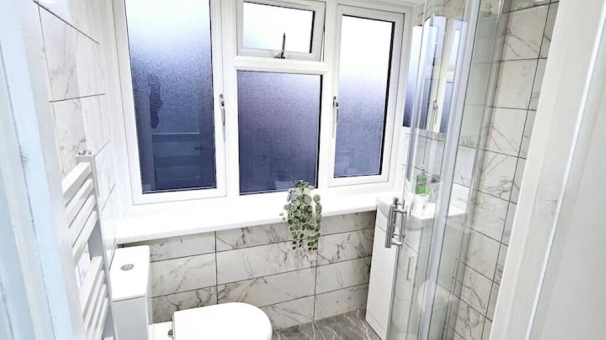 South Hornchurch Apartment | Fantastic 4 Apartments (Studio Flat)