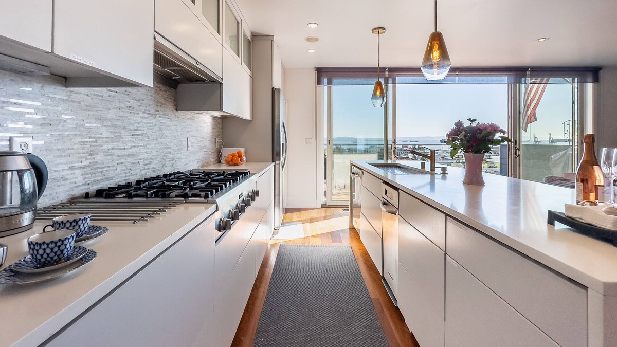 Potrero Hill Apartment | Fantastic Bay Views spectacular home, close to Chase Center/Mission Bay/Oracle