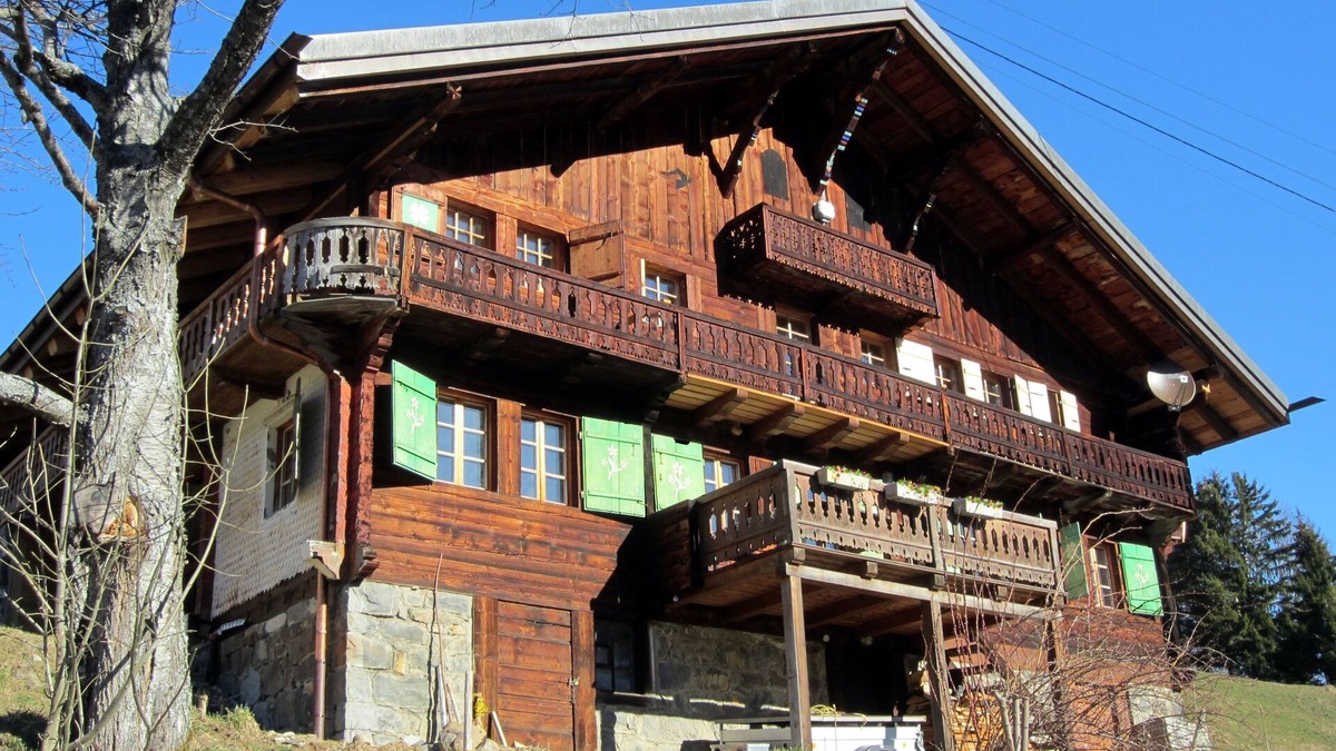 Val d'Illiez Ski Chalet | Fantastic chalet, summer and winter across the Dents du Midi, Portes du Soleil