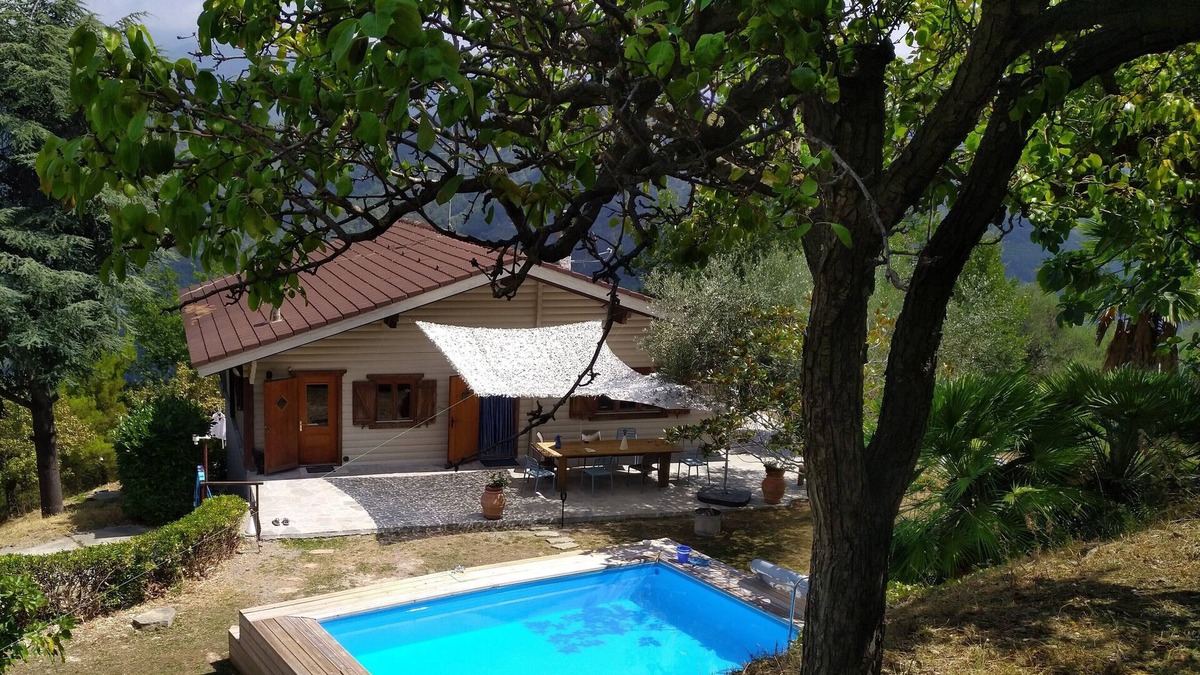 Camporosso House | Fantastic house with private swimming pool at 5 km from the sea