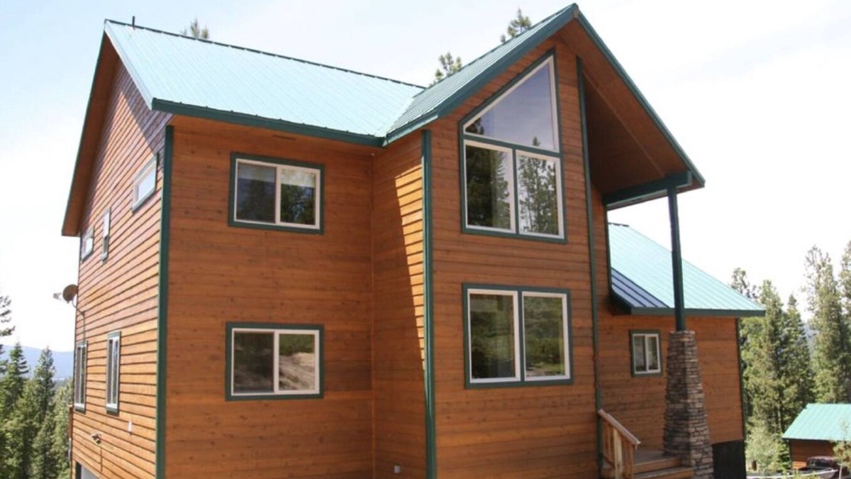 Crescent House | Fantastic Mountain Retreat ~ Close to lakes, mountains, streams