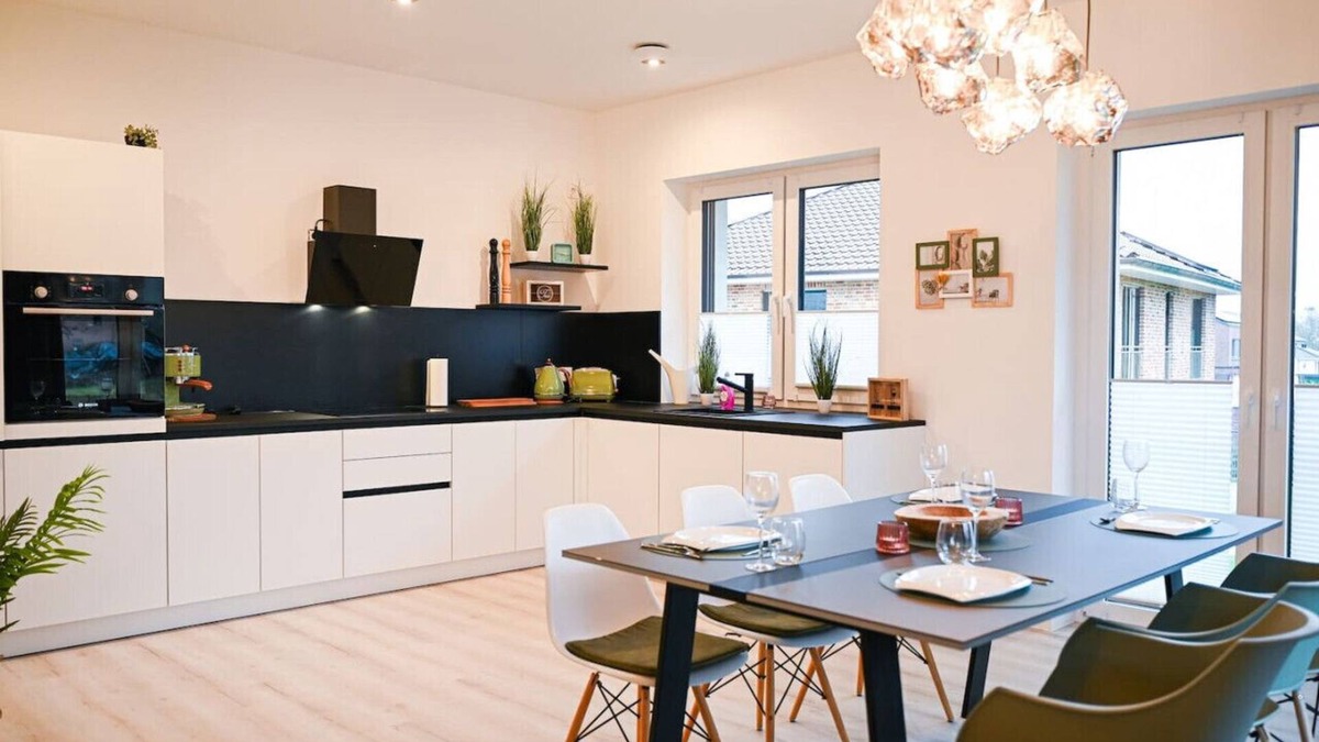 Emsbueren Apartment | Fantastic residence with balcony, parking & WLAN