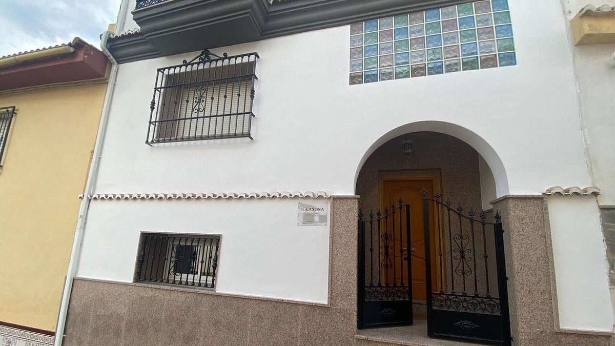 Montillana House | Fantastic Rural House in Montillana with views.