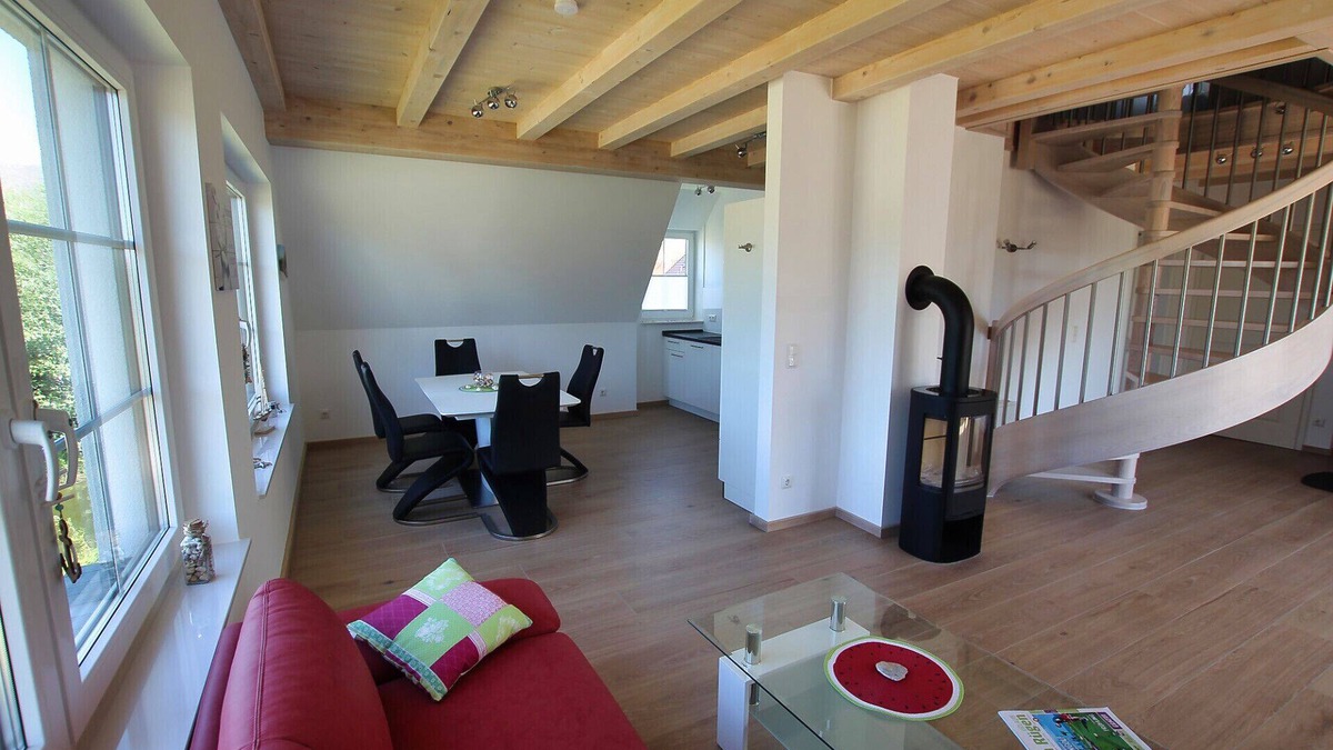 Dranske Apartment | Fantastic vacation apartment with underfloor heating, fireplace, WLAN