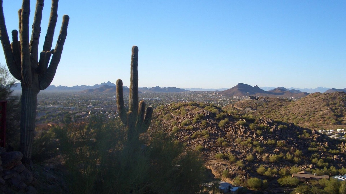 Paradise Valley Village House | FANTASTIC VIEWS FROM MOUNTAIN CASITA