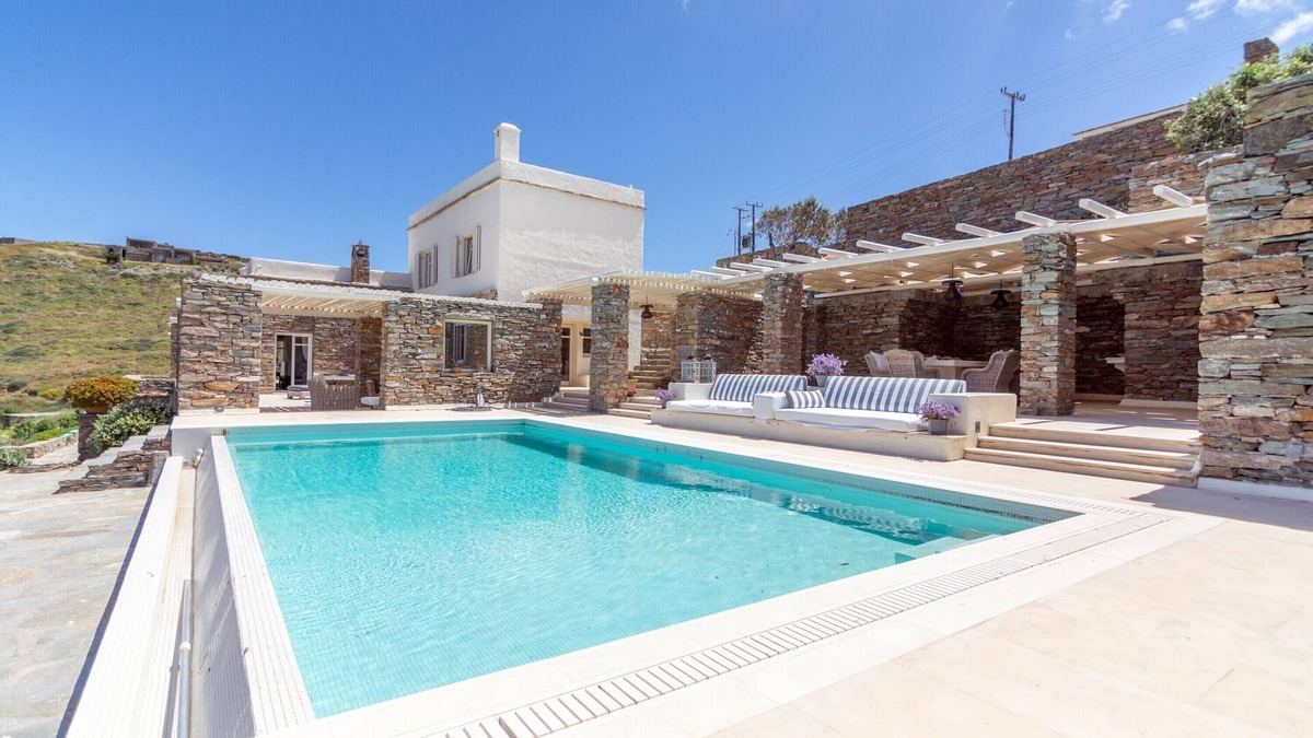 Kea Villa | Fantastic villa with a swimming pool, ideal for families or a group of friends.