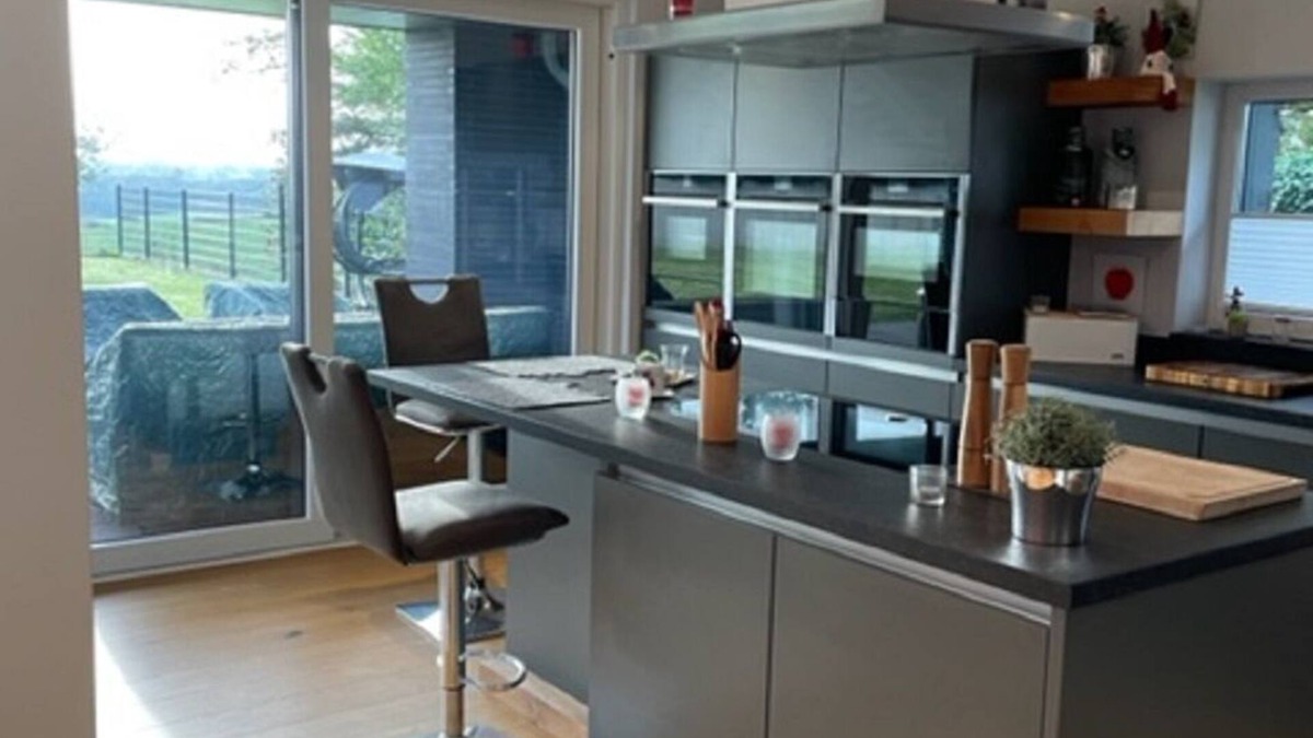 Roesrath House | Fantastic villa with unobstructed views just outside Cologne