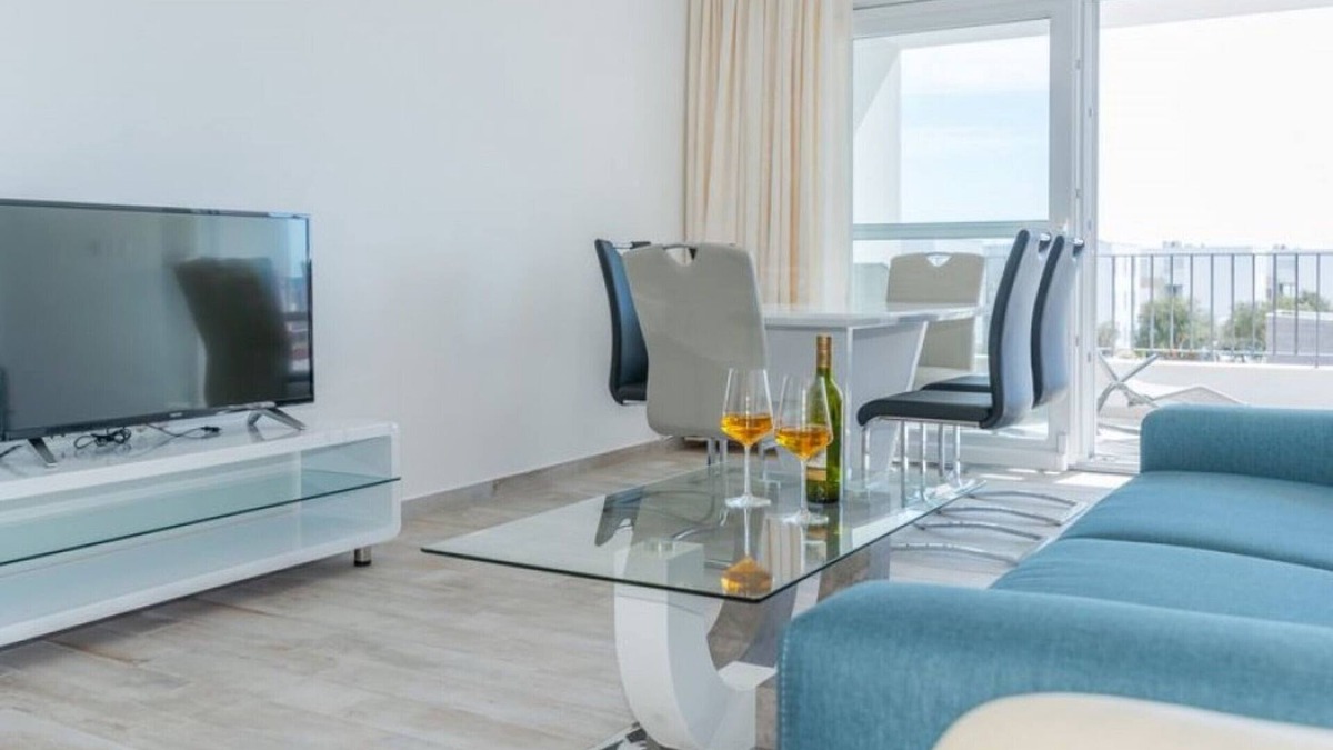 Sukosan Apartment | Fantastically beautiful apartments 2 minutes to the beach Pool in the houseHappyHavenHouse