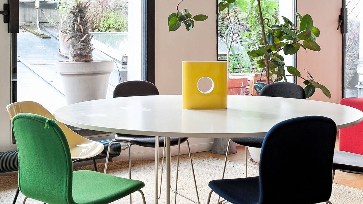Marais Apartment | Fantastically located grand apartment gorgeous roof top garden center of Paris