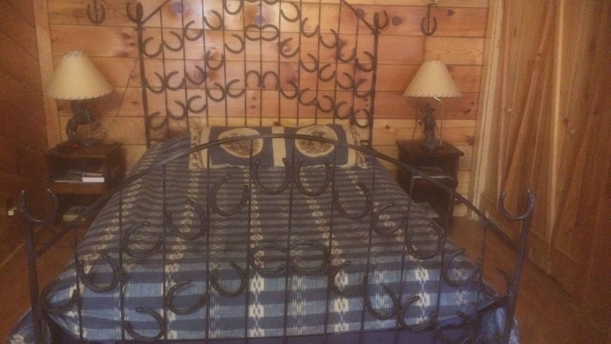 Seymour Resort | Farm Adventure: 100 acres! Fishing, hiking, animals, horses