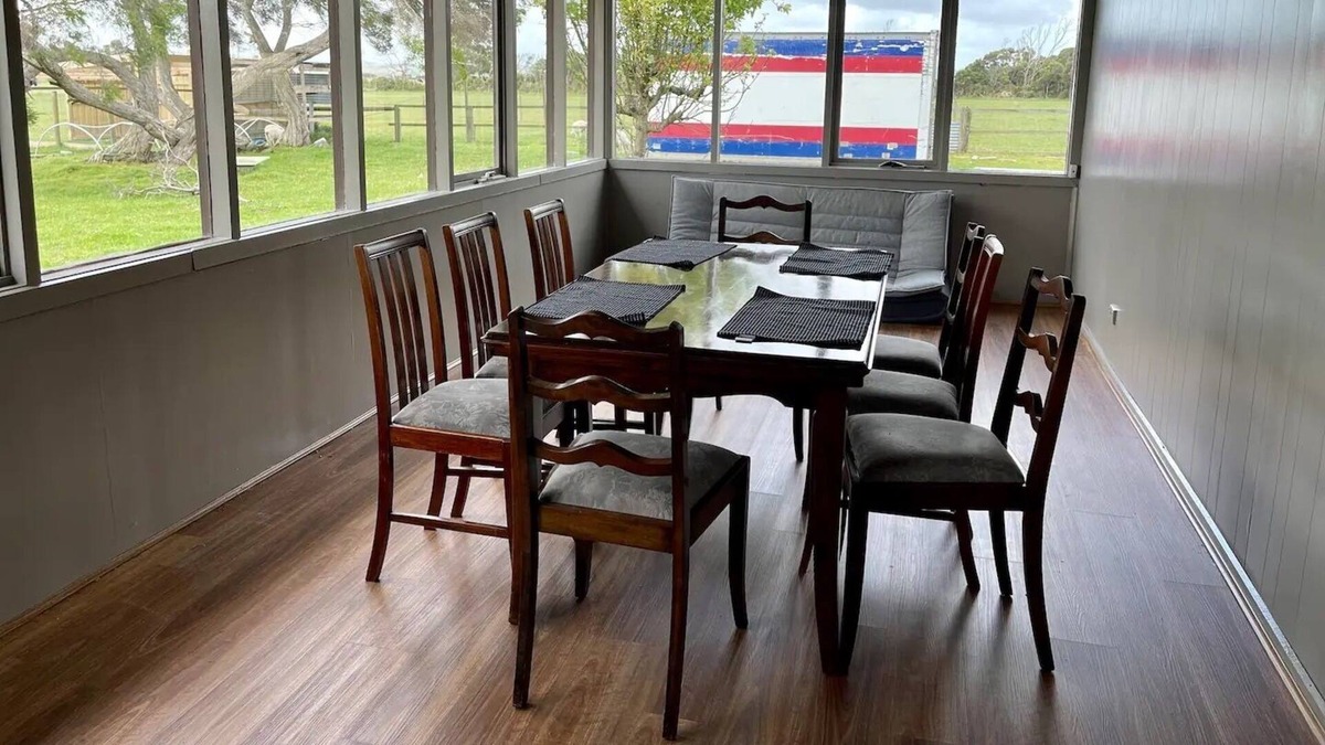 North Wonthaggi House | Farm experience with animal