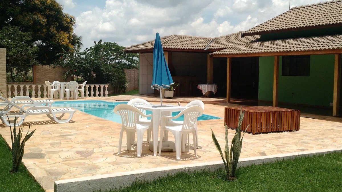 Olimpia House | Farm for season, 3 suites, pool, pool and WIFI, 10 minutes from the parks!