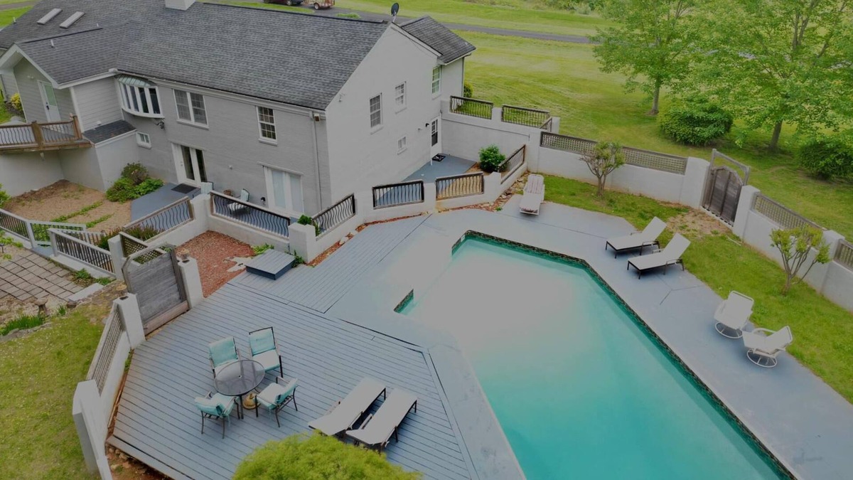 Ruckersville House | Farm, grill, mountain view, near Charlottesville!