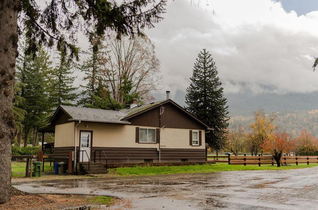 Popkum House | Farm House - L&S Farms