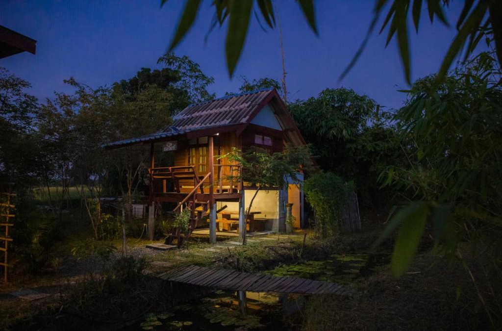 Waeng Noi House | Farm Hug Hao Cafe Homestay