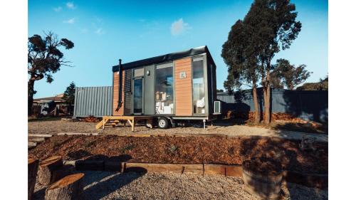 Warrenmang House | Farm Stay at Sheltered Paddock by Tiny Away