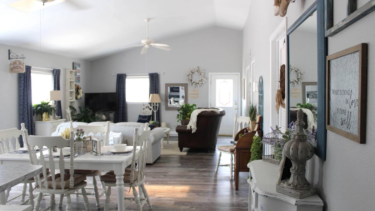 Briargate House | Farm, Unique, Immaculate, Close to City but Feels like Country, One of a Kind!