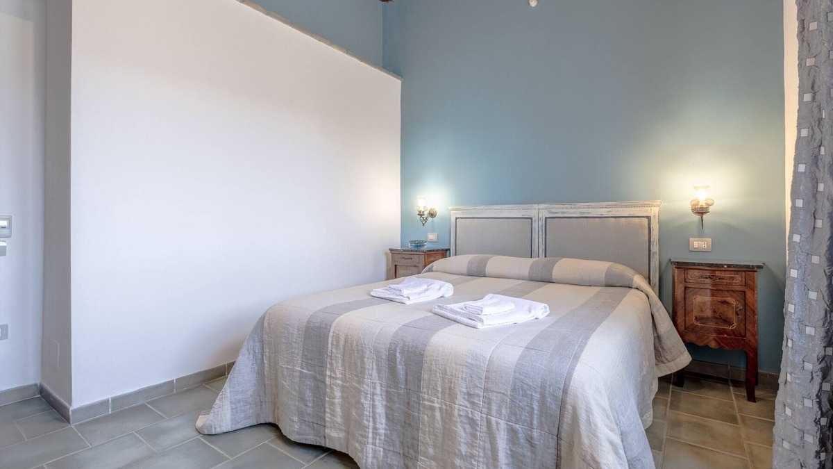 Manciano Other | Farmhouse 'Acqua - Agriturismo La Svolta' with Shared Garden, Wi-Fi and Air Conditioning