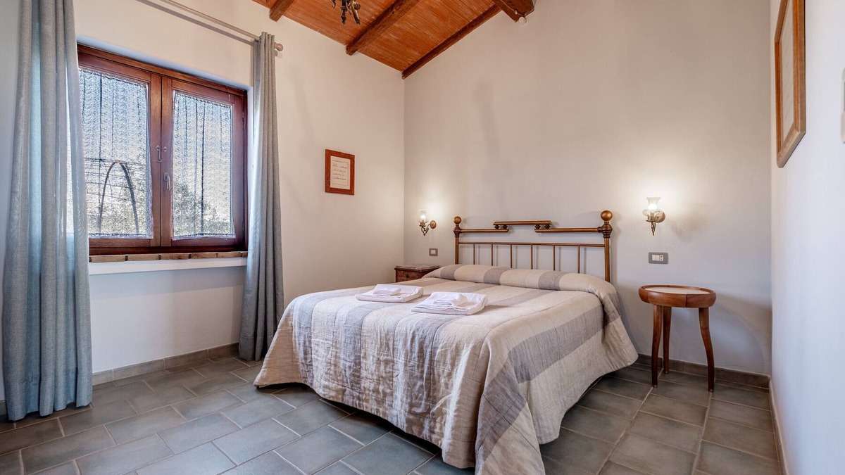 Manciano Other | Farmhouse 'Aria - Agriturismo La Svolta' with Shared Garden, Wi-Fi and Air Conditioning