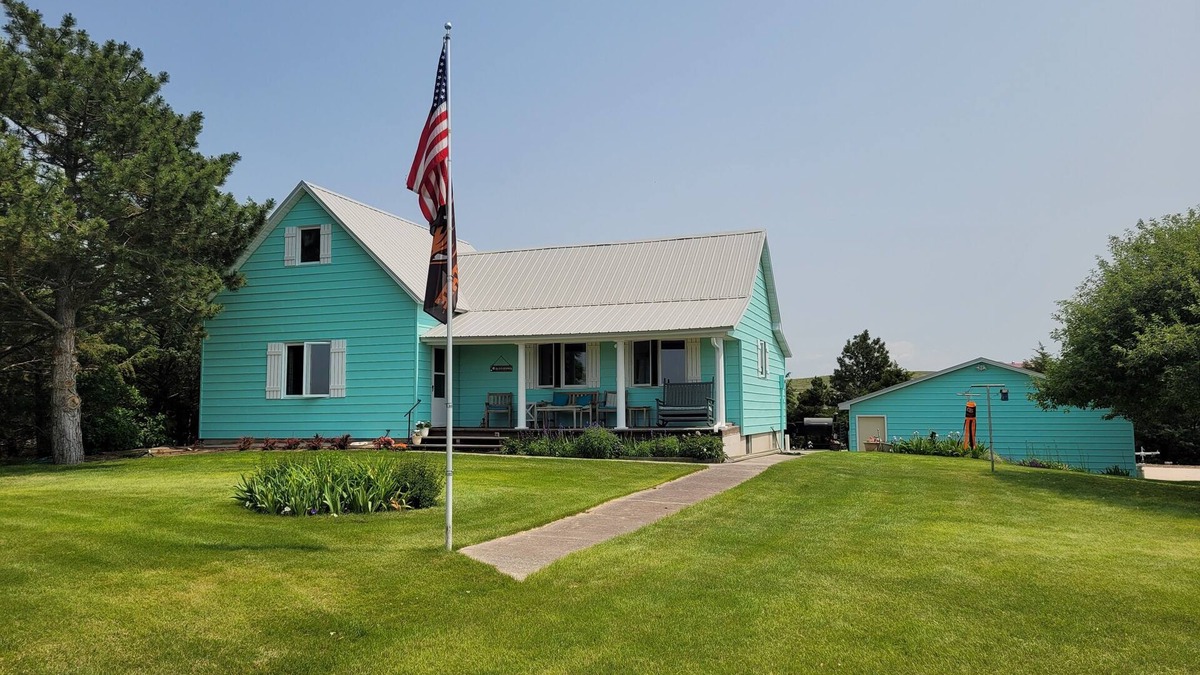 Lemoyne Apartment | Farmhouse at the Cove on Lake Mac