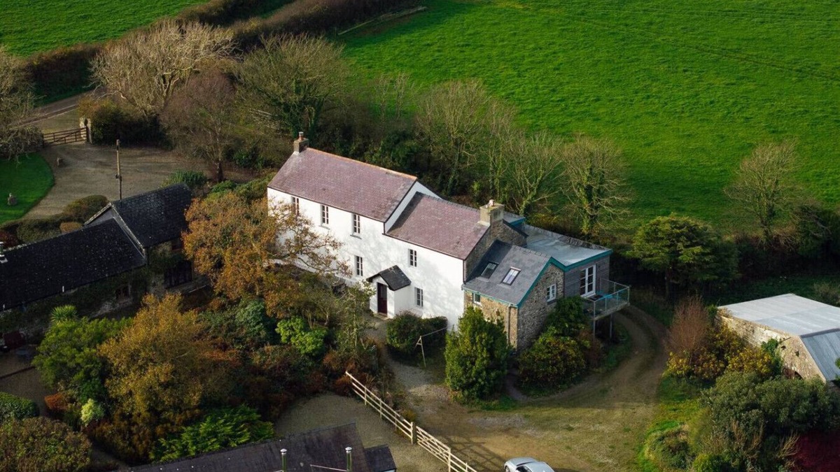 Druidston House | Farmhouse Charm with Modern Style | Pembrokeshire