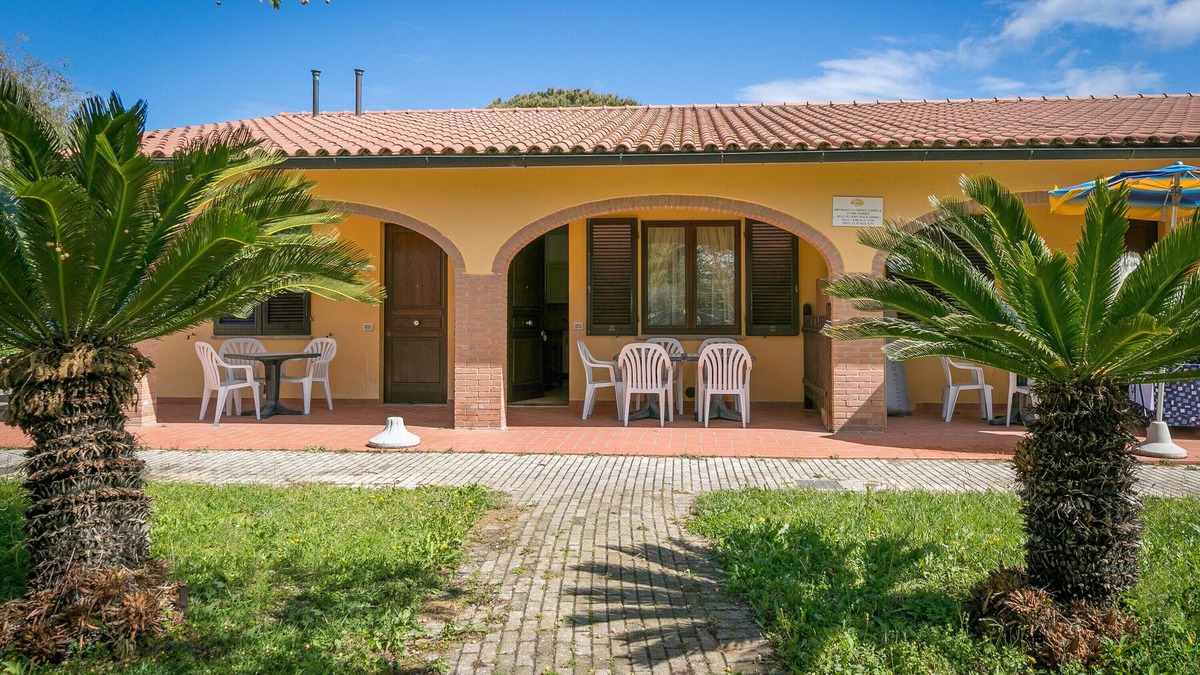 Campiglia Marittima Other | Farmhouse "Il Girasole - Fico D'India" with Shared Pool, Shared Garden & Wi-Fi